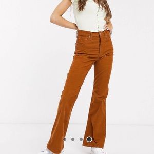 Levi’s Ribcage Corduroy flare jeans